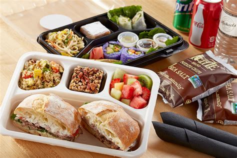 restaurants that cater boxed lunches